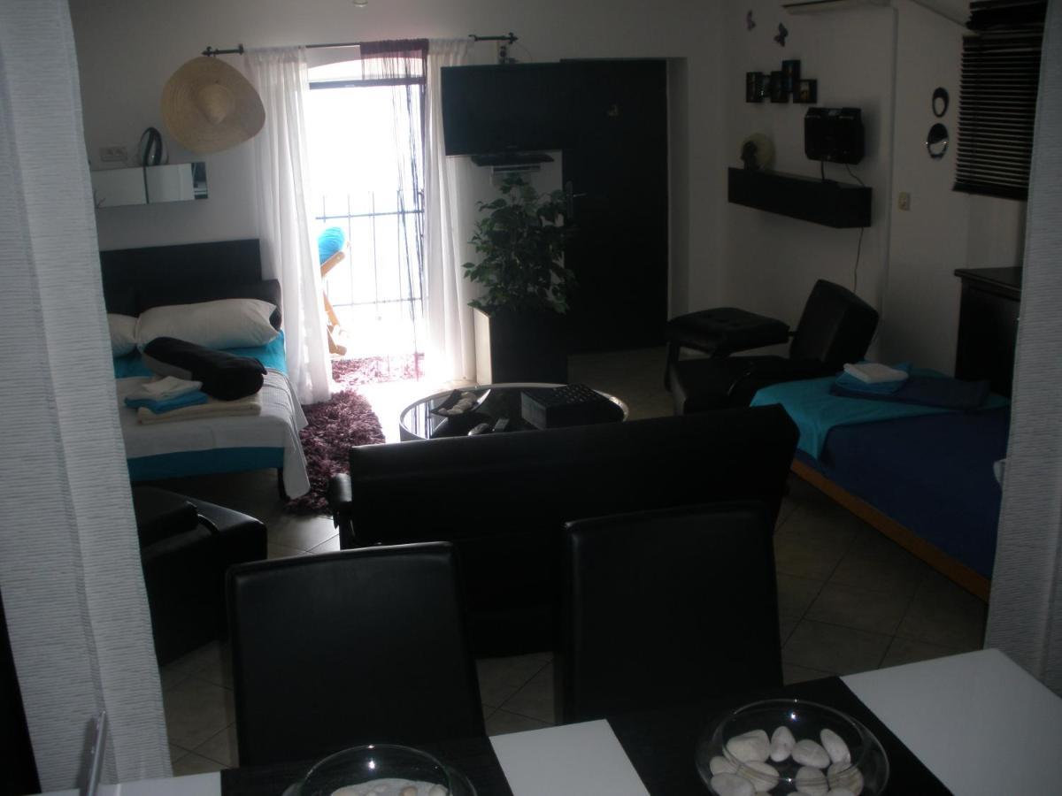 Baska Apartment-Studio Fiorino 外观 照片